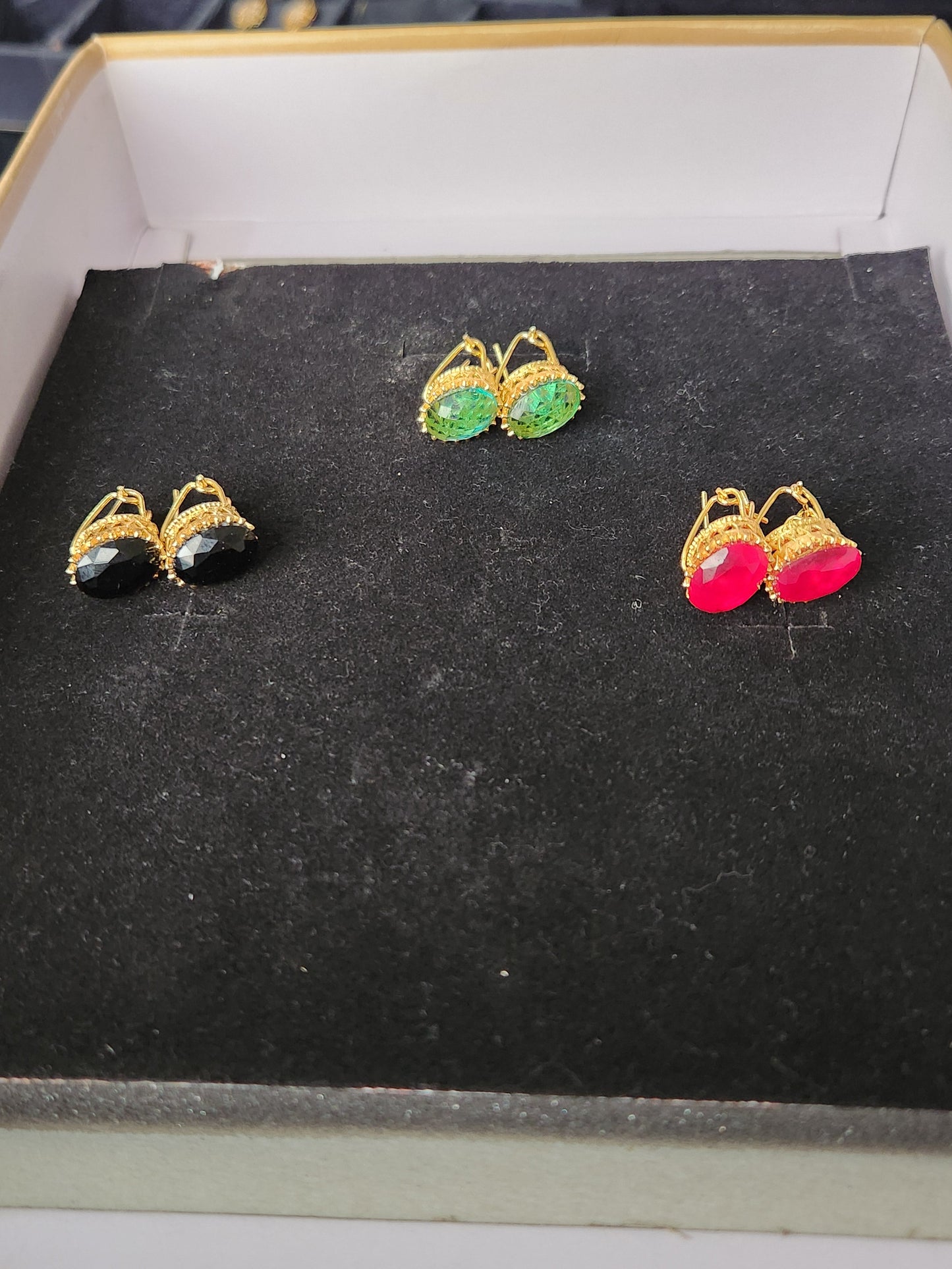 Zircone cut tops