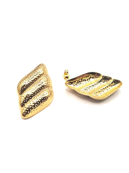 Aura studs