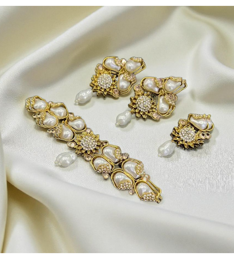 Elegant turkish set