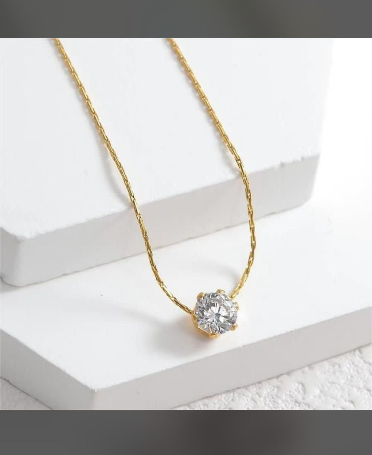 Luxury cut zircone