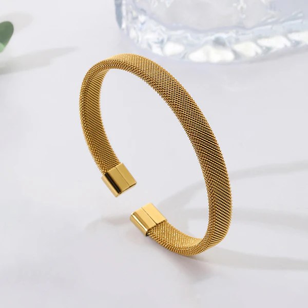 Mesh handcuff
