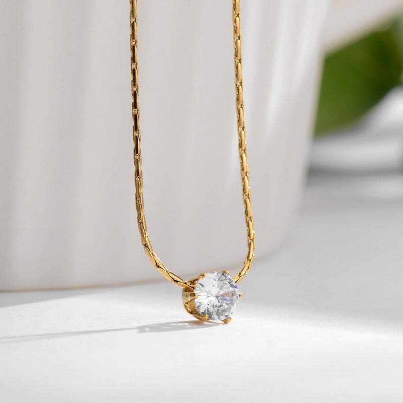 Luxury cut zircone