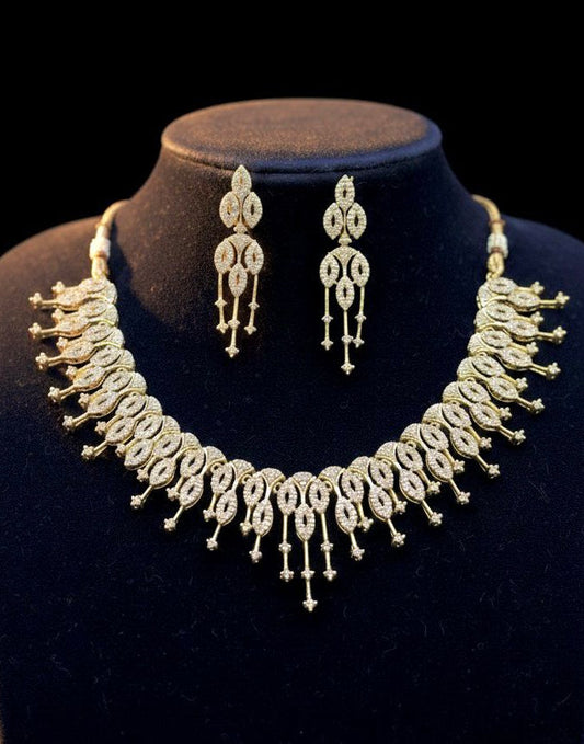 Elegant zircone formal set
