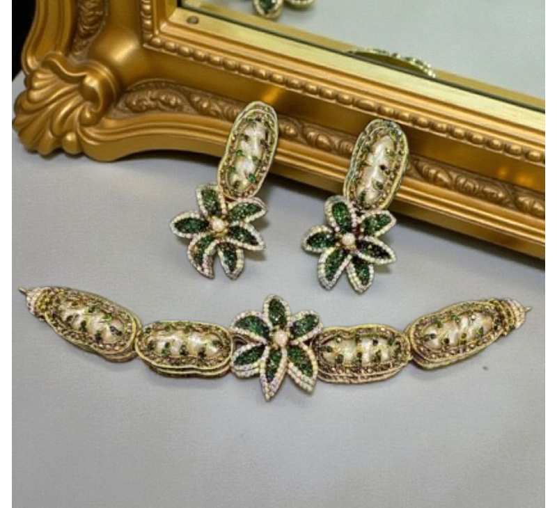 Elegant turkish set